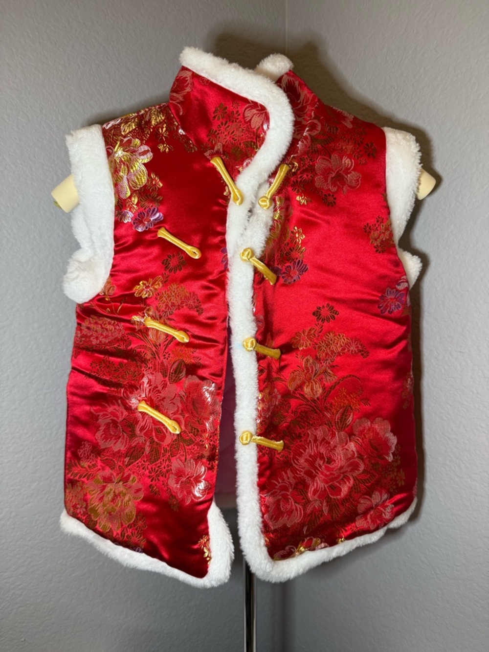 Girls Red Satin Floral Vest Faux Fur Trim Size 8 Traditional Style